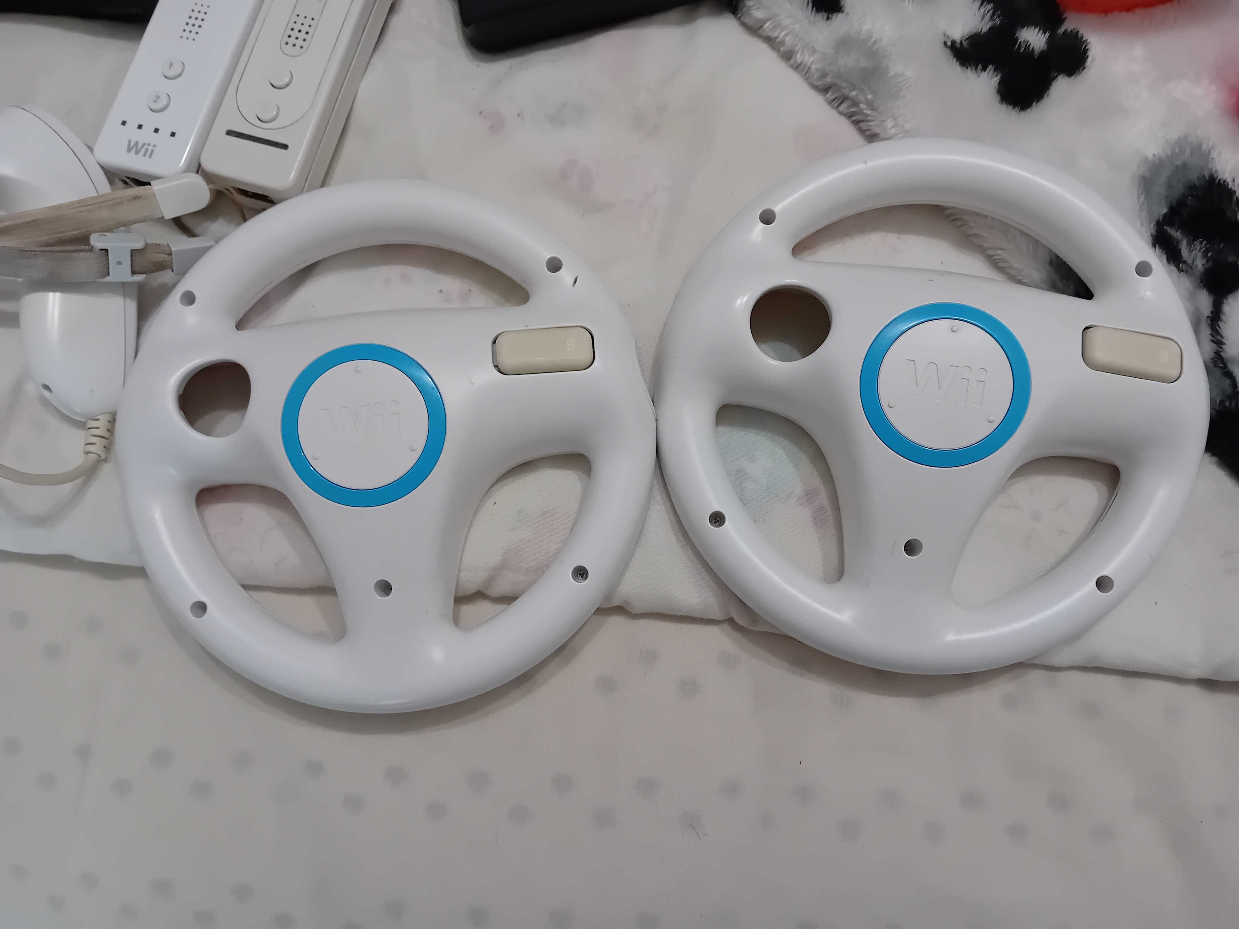 Consolă Wii u + 25 de jocuri nintendo wii/ wiiu