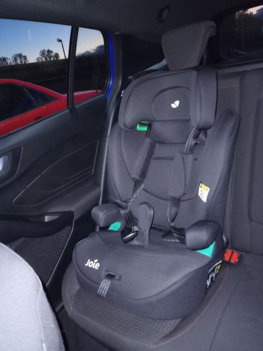 Vând scaun auto Joie Elevate