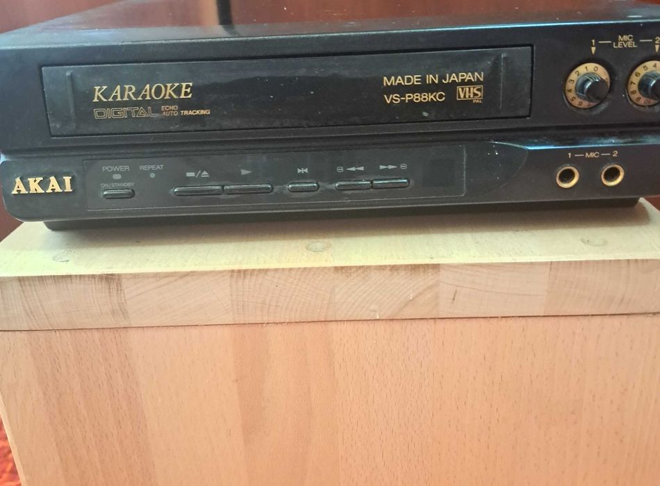 Video AKAI VS- P88KC VHS ,in stare bună de funcționare!