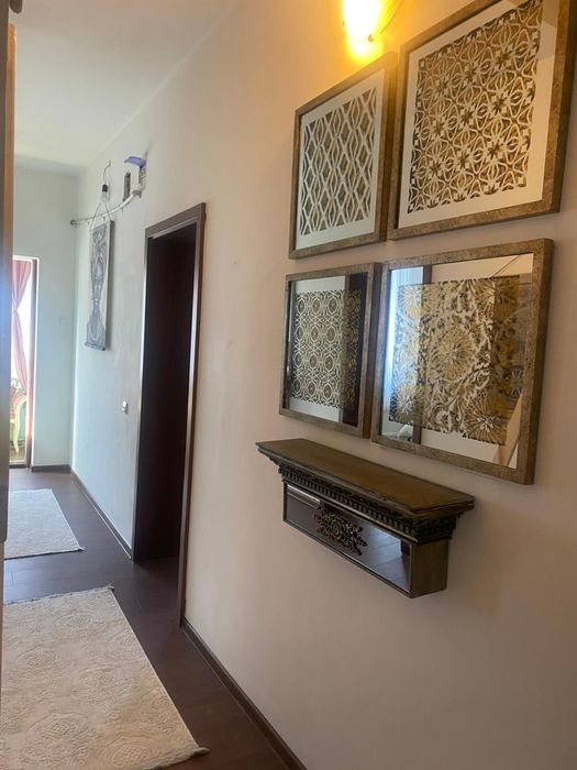 Inchiriez apartament 3 camere ultracentral Predeal