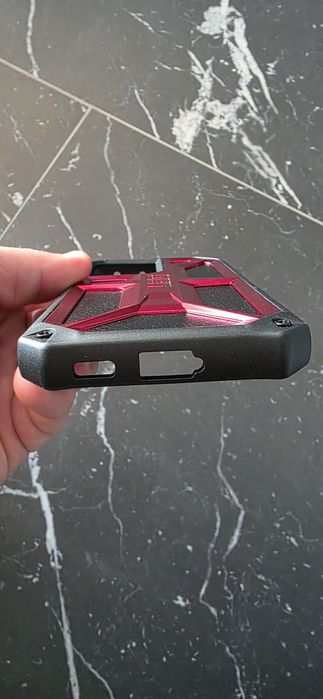 Husa UAG Monarch red S21 Ultra originala noua nefolosita