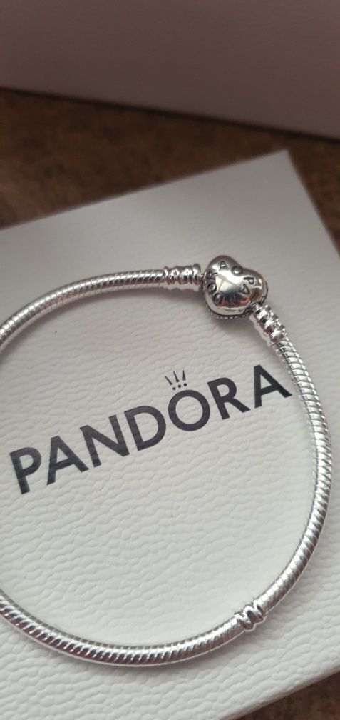 Нова сребърна гривна Pandora Романтика, 18см