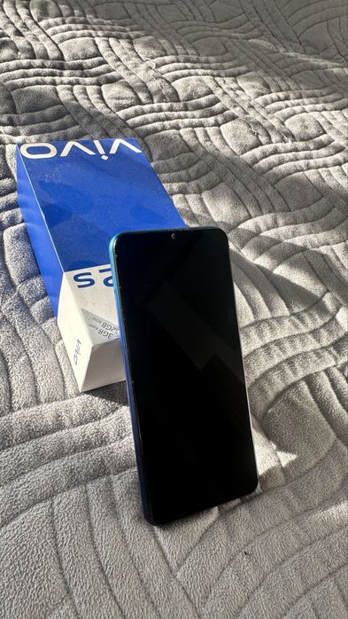 Продам телефон vivo