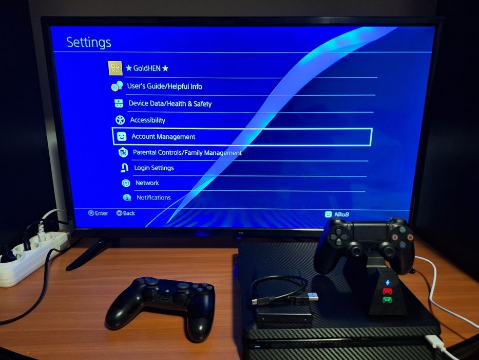 Consola PS4 Slim modat cu chip cu 1 TB +1TB hdd extern