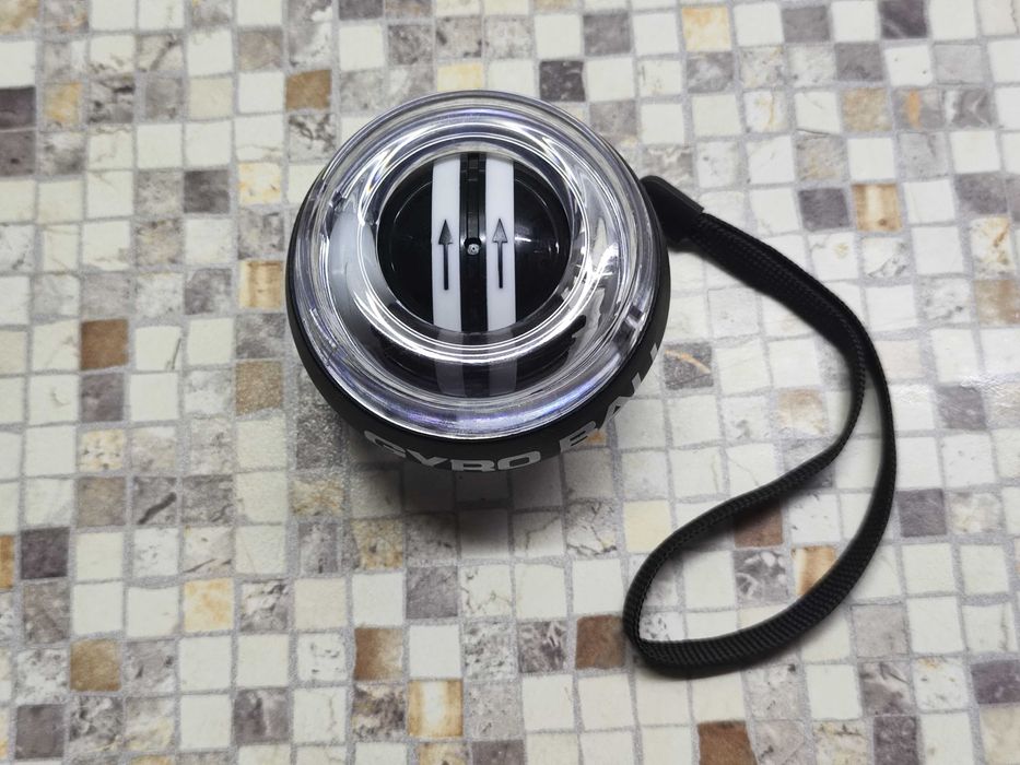 Gyro Ball (жироскопична топка) - Ръчен тренажор