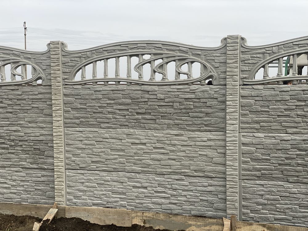 Gard din placi de beton aditivat ciment 52R