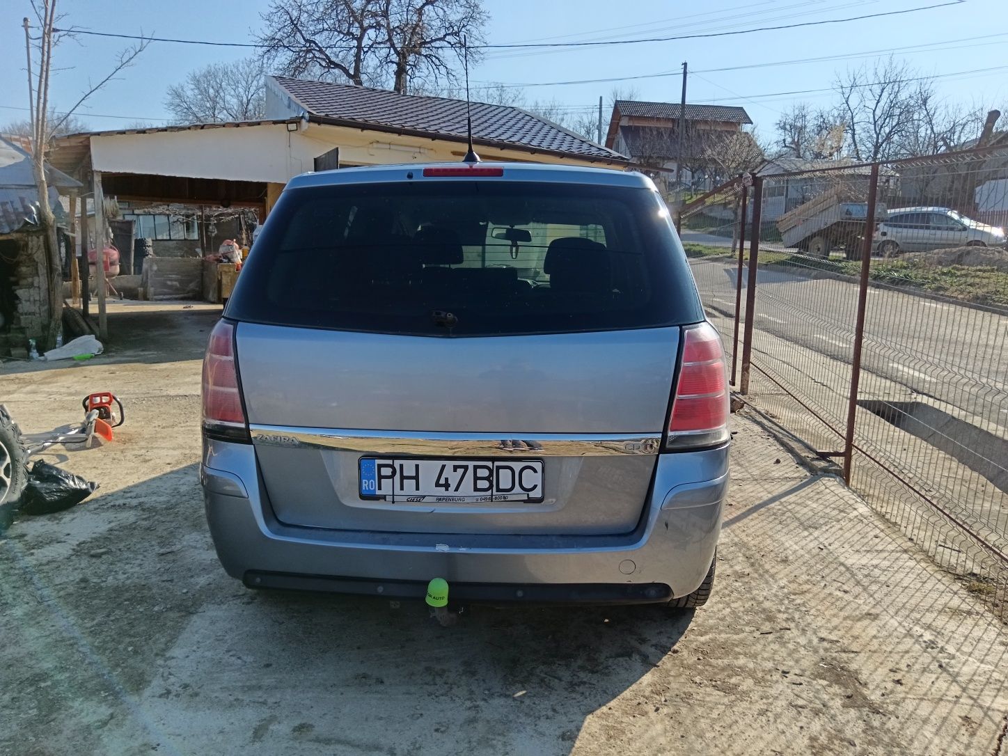 Vând Opel Zafira  sau schimb cu moto enduro 2 t