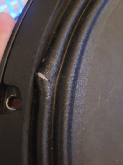 Эстрадный  динамик  15 дюймов  на 600 ватт !згоревший!