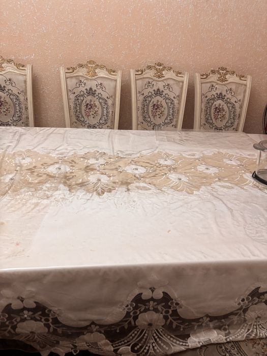 Продам срочно стол стул 10шт
