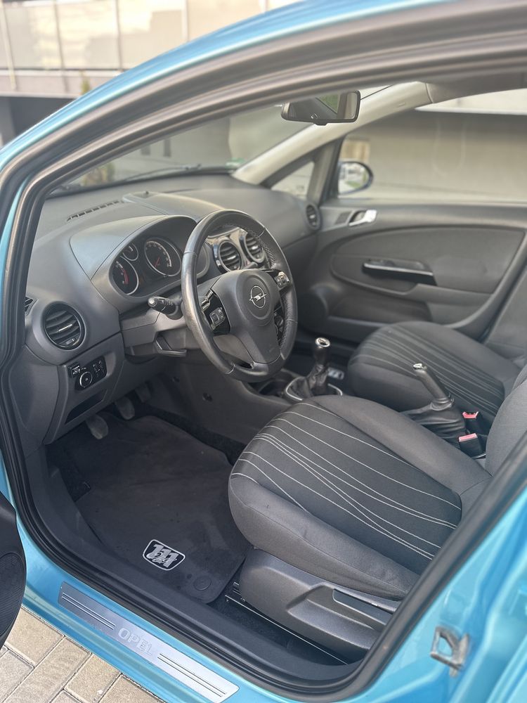 Opel Corsa •BENZINA•111 Jahre•Import recent•