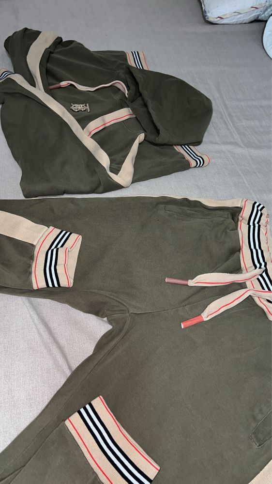 Burberry tracksuit