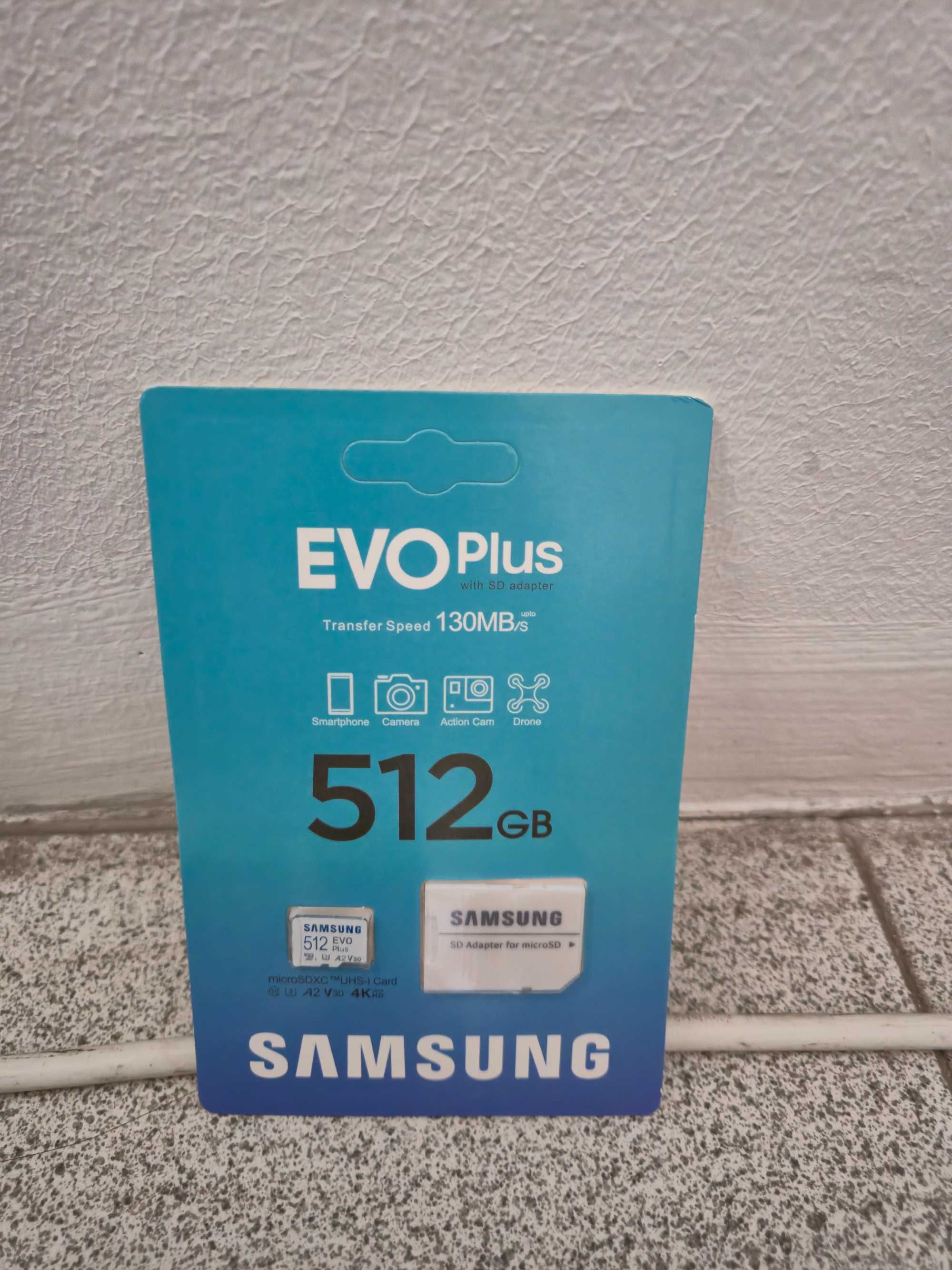 Карта памет Samsung EVO Plus, microSDXC, UHS-I, 512GB, Адаптер