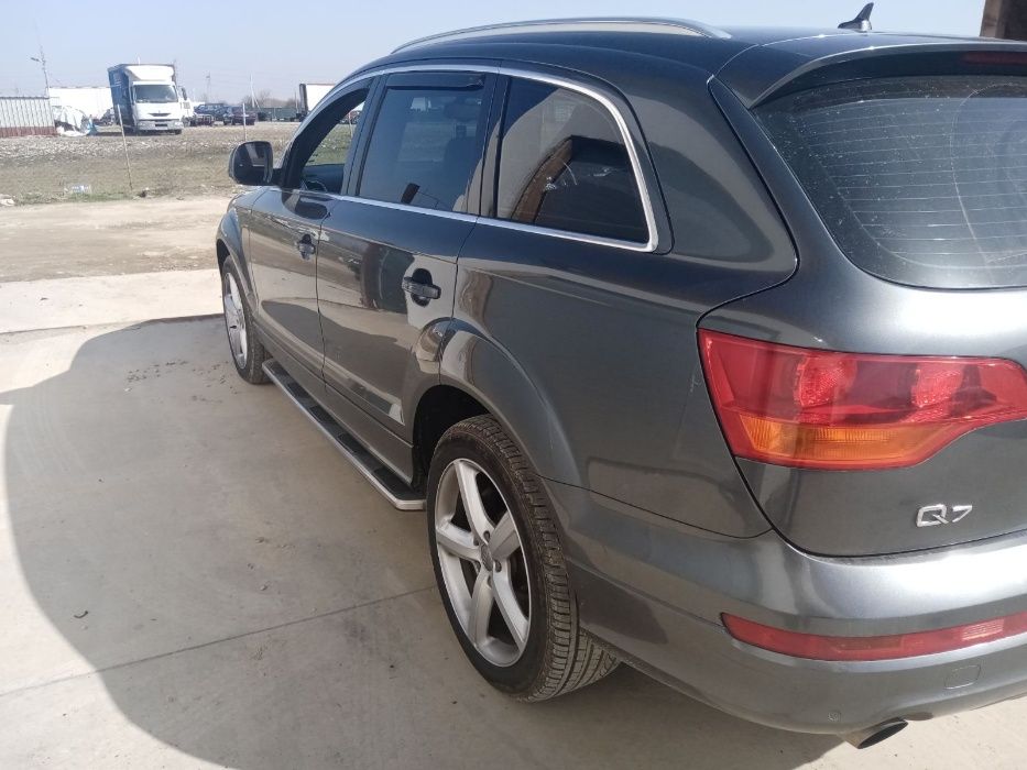 Ауди Q7 S line 239кс. на части