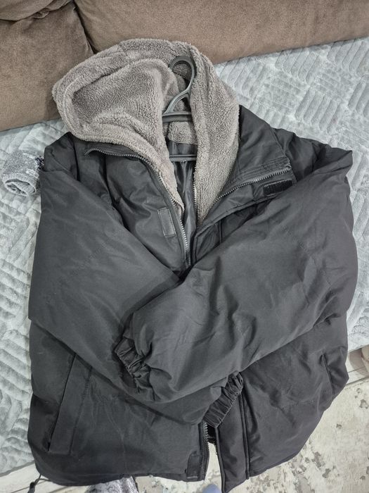 Продам зимнюю куртку уни