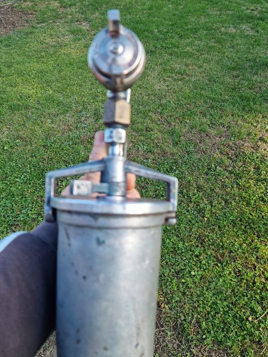 Pistol vopsit debilbiss