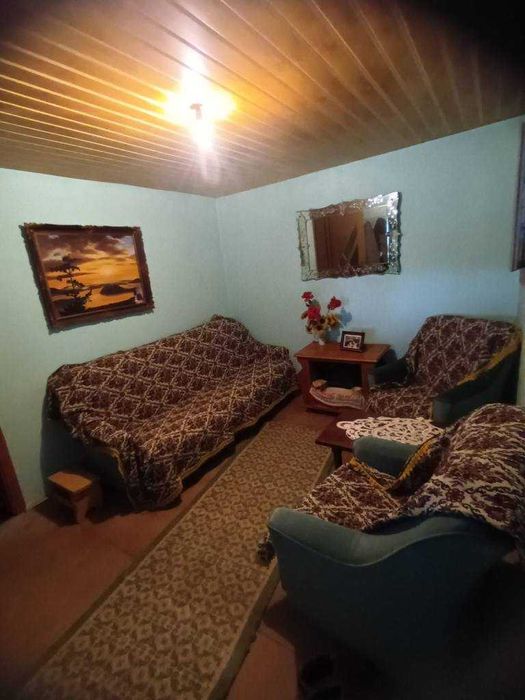 Case și terenuri de vânzare