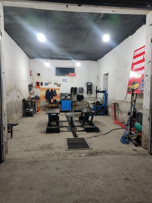 Сотилади хамма ускуналари бир жоя