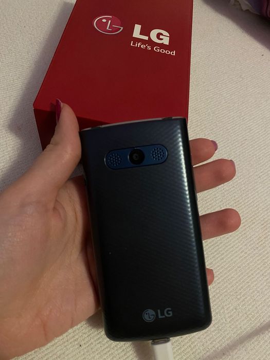 LG Smart Folder NOU! Luat din Korea si folosit doar 2 zile