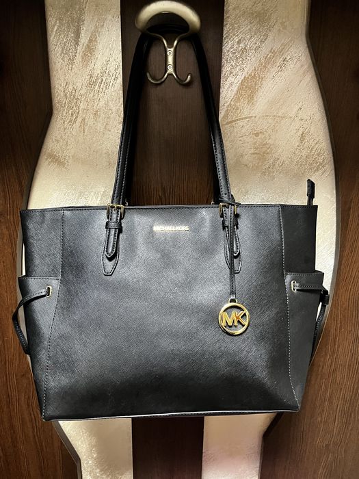 Michael Kors дамска чанта