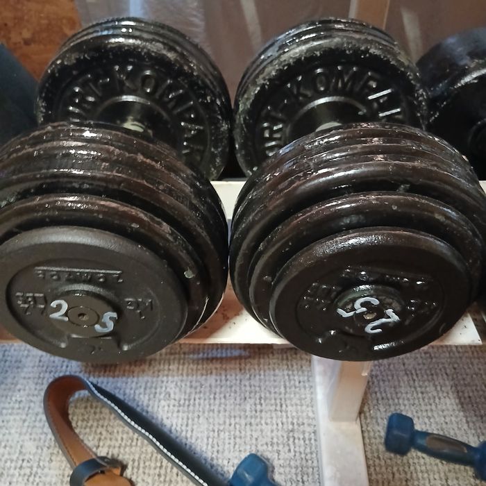 Gantere cauciucate 22.5 kg si 25 metalice