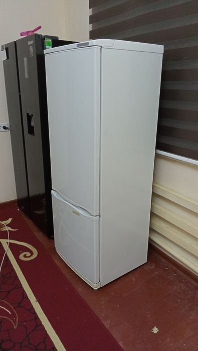 Продам холодильник Атлант б/у