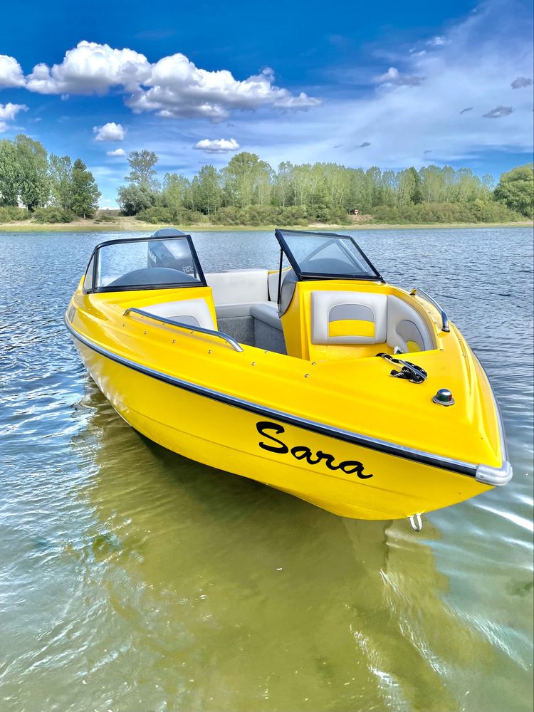 Barca / ambarcatiune Stingray 190 cu motor Yamaha 150cp