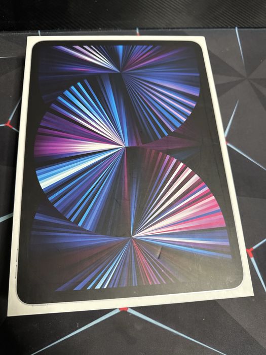 Продавам İpad pro 11инча 3поколение