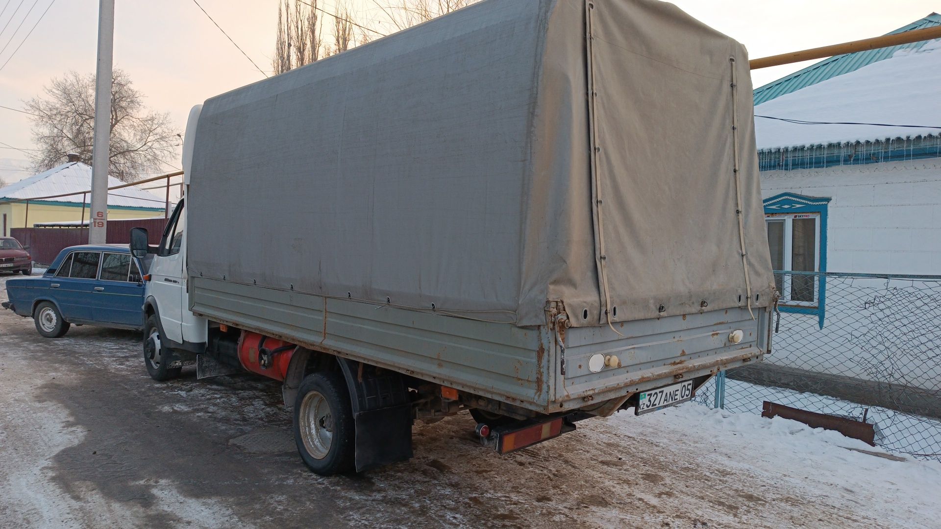 Доставка по району и в Алмату