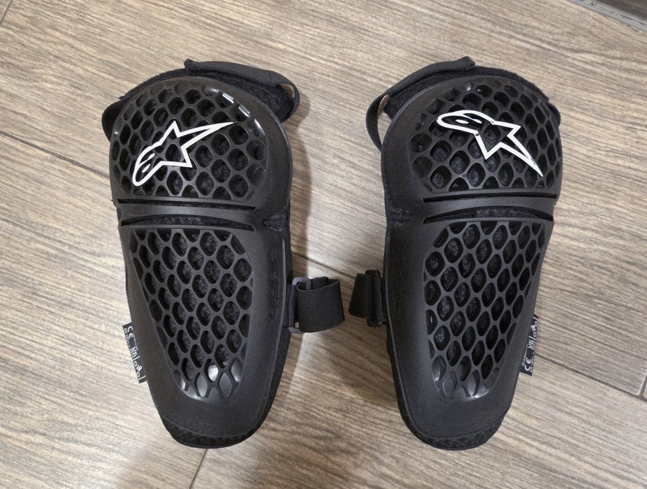 Наколенки Alpinestars мотор, тротинетка, колело размер S/M