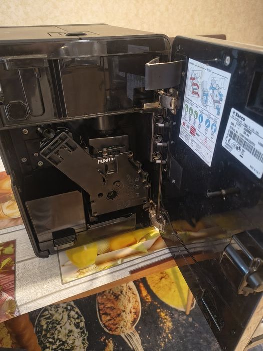 Кафеавтомат Saeco Exprelia EVO