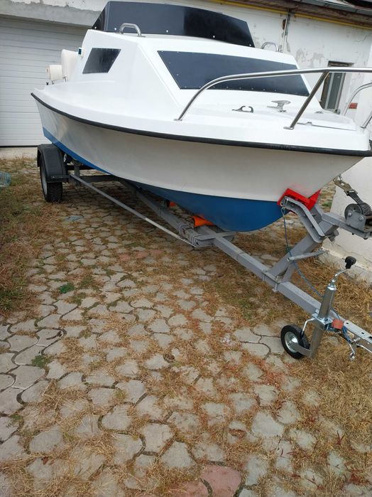 Barca Mistral 4,20 fara motor fara peridoc