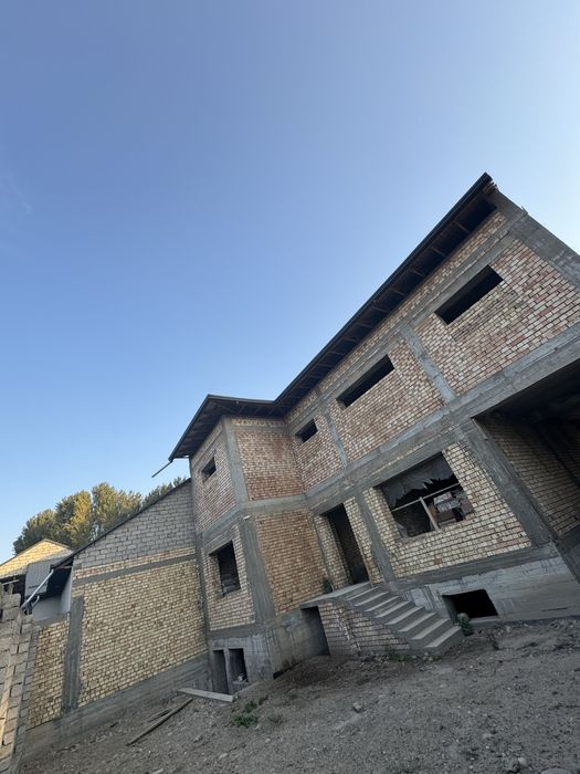 СРОЧНО Продаётся Мирзо улугбек Коттедж участоки с разными расценками