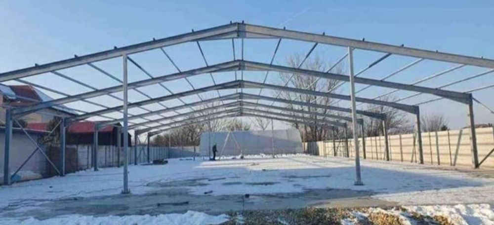 Vand structuri și hale metalice industriale agricole sau de productie