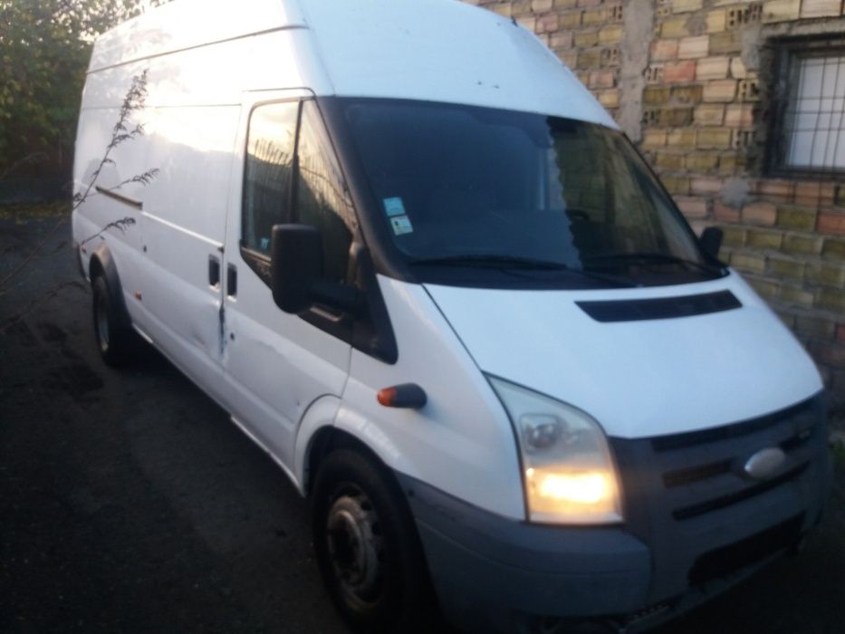Ford Transit 2.4d 140к.с 6 скорости 2008 година
