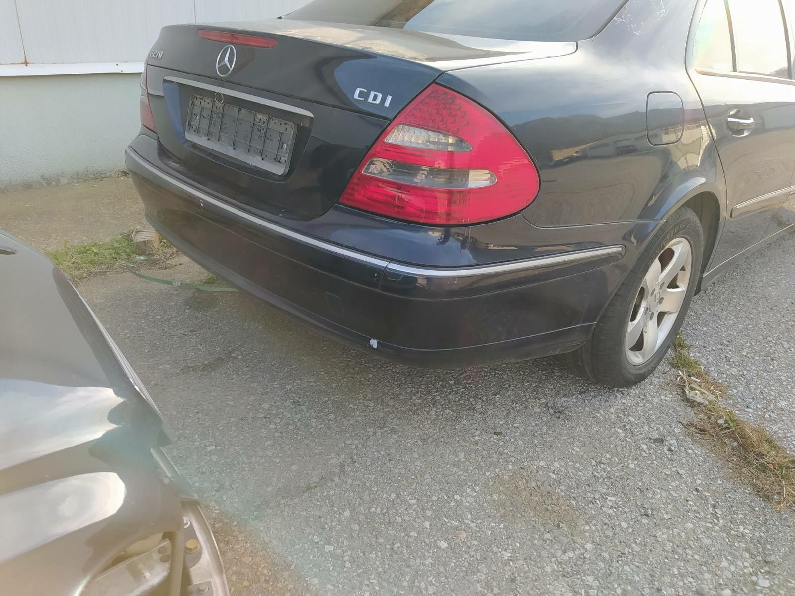 Mercedes w211 e270 e class 2.7cdi на части