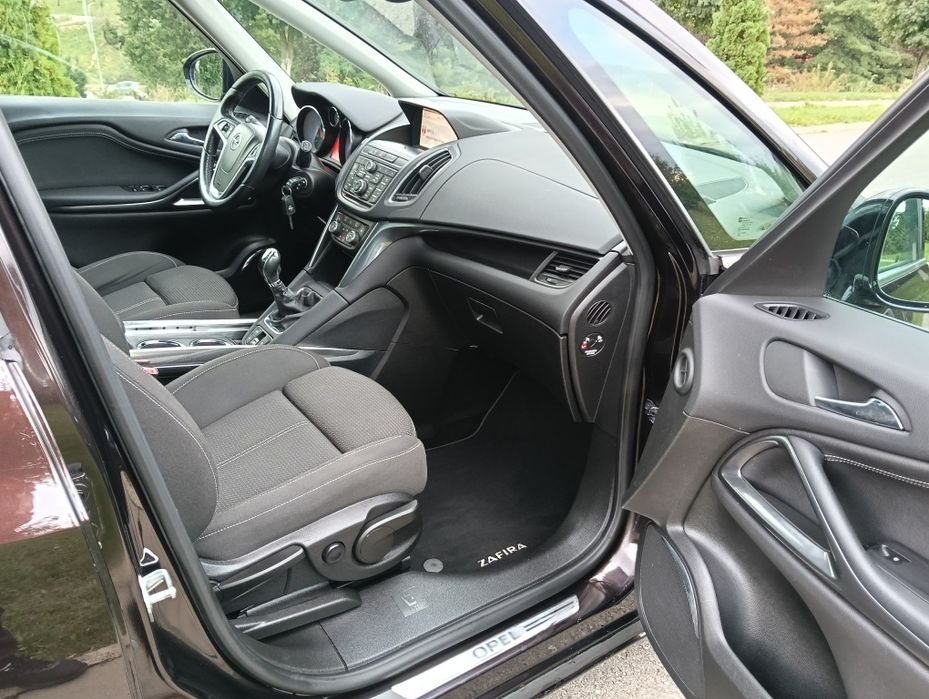 Opel Zafira Tourer 7 LOCURI 2.0 DIESEL