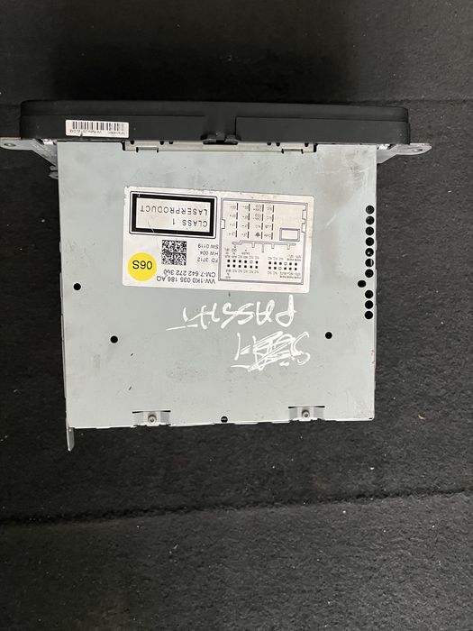 Radio CD Vw Passat B7 Golf 6 Touran Jetta 1K0035186AQ 1K0035186AP AA