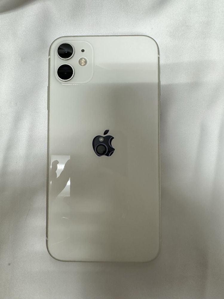 Продам iPhone 11 128gb (Алматы номер лота 361205)