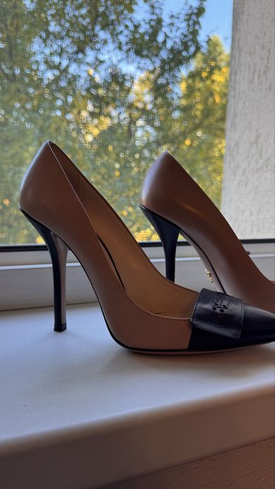 Pantofi Prada piele naturala