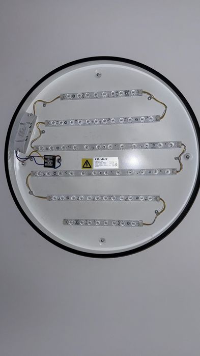 LED плафон за таван