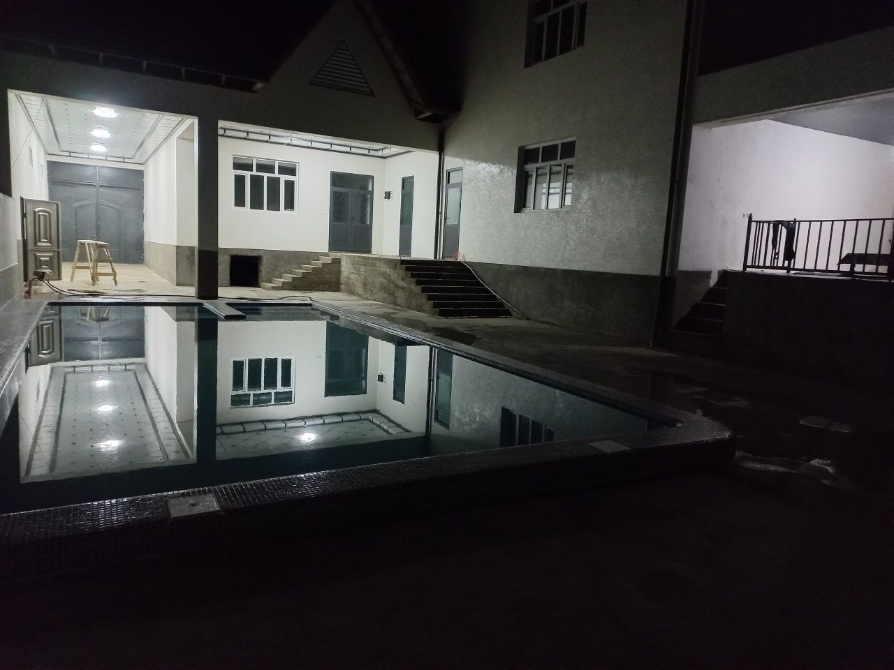 Dam olish uchun dacha bor