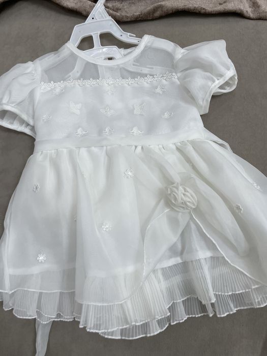 Продам платья на рост 68-74 см