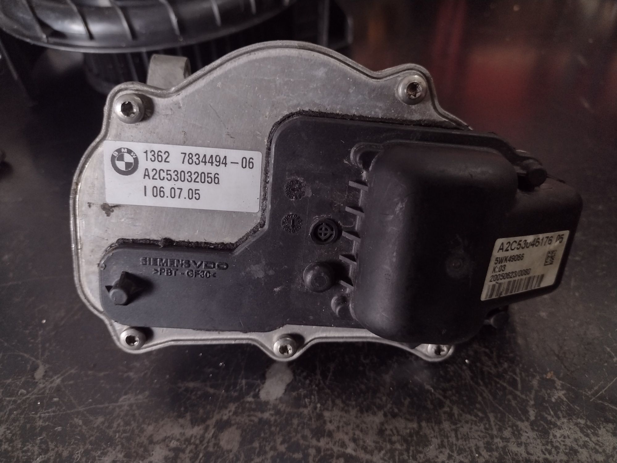 Регулиращ елемент превключваща клапа Throttle Actuator BMW M5 V10