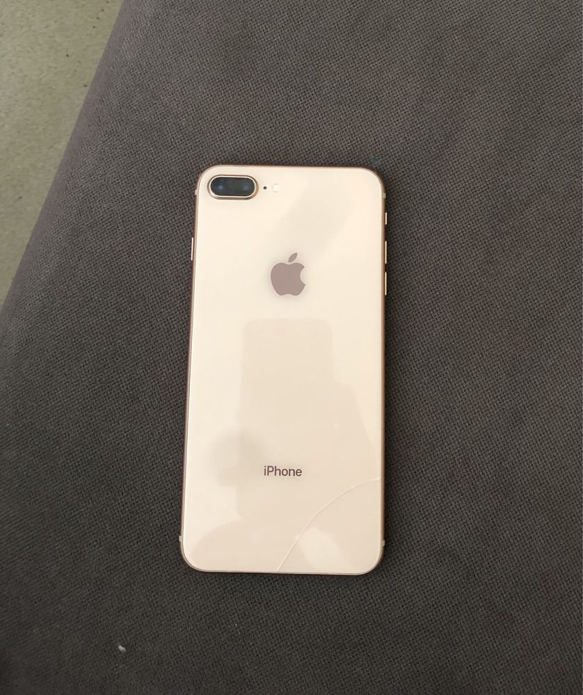 iPhone 8+ 64gb 100%