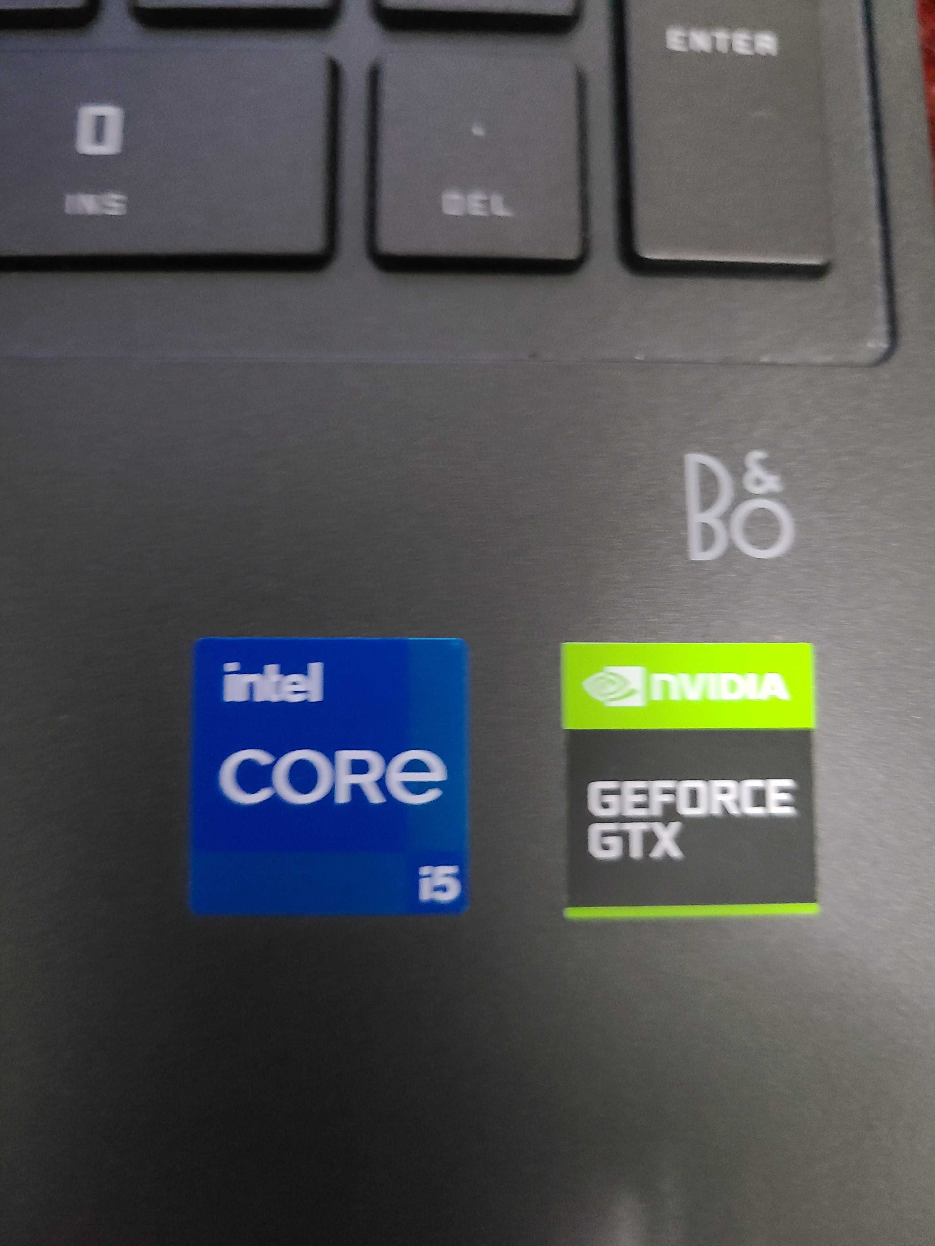 HP Victus i5 12 8