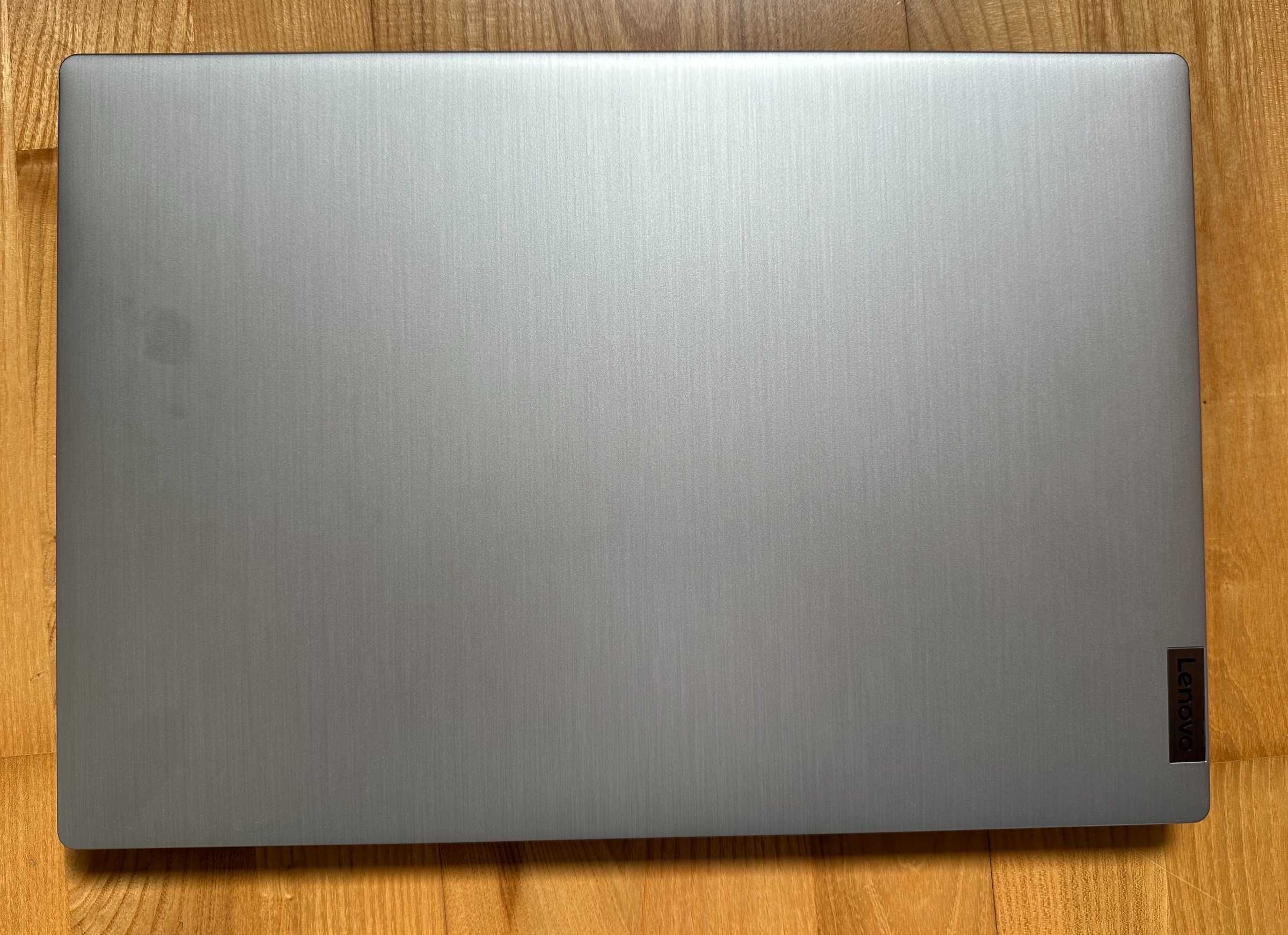 Laptop Lenovo IdeaPad 3 15IGL05, 256SSD, 4Gb RAM - ca NOU, full box