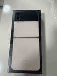 Samsung galaxy z flip 4