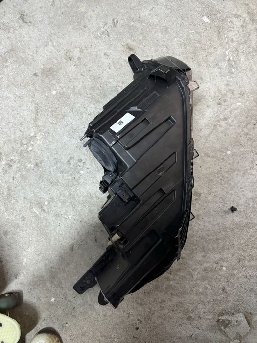 Far stanga logan 2023, complet ,