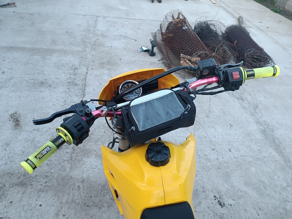 Hoysung rxr 125 (cross,enduro,moto)