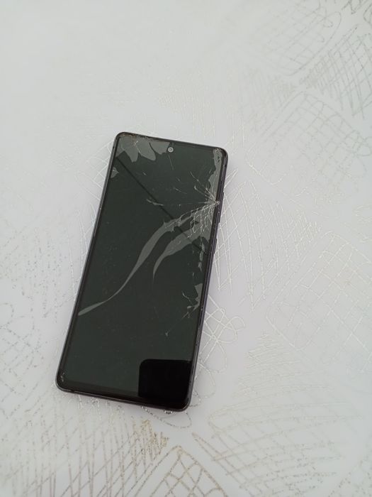 На запчасти, Samsung S20fe